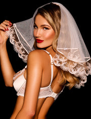 Charlotta Ivory Bridal Veil